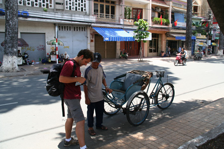 hochiminh-tuctuc