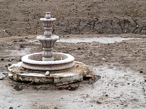 The old fountain after the rains