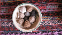 Natural alpalca and wool balls (Kamaq Maki - Chinchero)