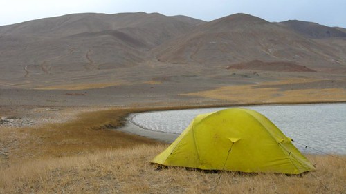 Campsite at 4100m, Pamir Highway, Tajikistan / 標高4100mの野宿(タジキスタン、パミール高原)