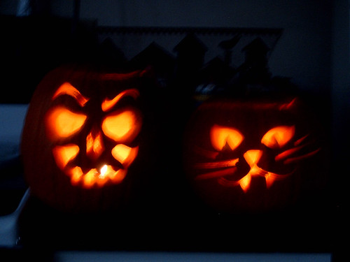 pumpkins-lit.jpg