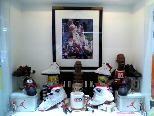 baby-sized vintage Air Jordan collection 1/3