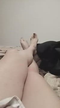 Girlfriend's sexy feet