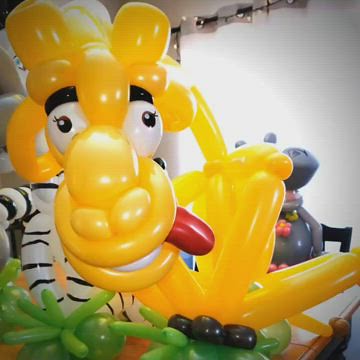 It's #saturday ... let's get silly! #madagascar #balloons #lasvegasballoonartist   Atomic Balloon Company brings World Champion Balloon Artistry and Balloon Decor to every party, event, and delivery! (702)969-5689 (480)385-9648 www.atomicballoons.com   #l