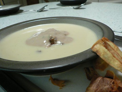 Parsnip soup with frothy chestnuts
