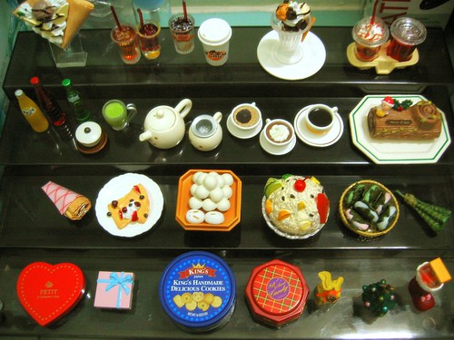 Megahouse Miniature Cake Bakery Showcase Display Cabinet
