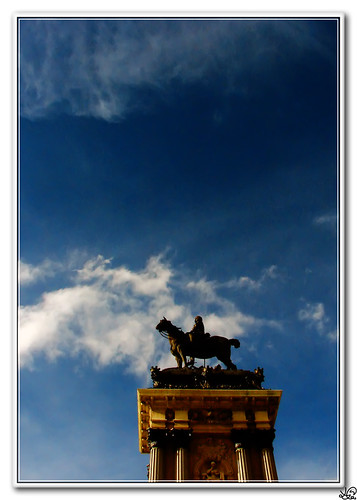 El jinete que quiso cabalgar sobre las nubes...