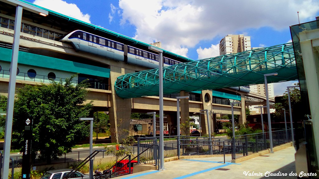 Monorail station - Esta&ccedil;&atilde;o do monotrilho