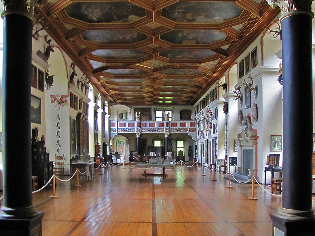 Aristocratic showroom