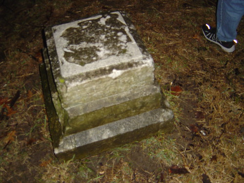 Grave 3