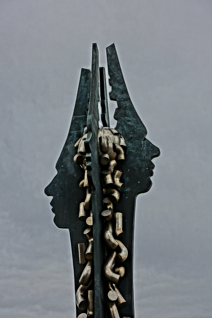 Sinterlation sculpture