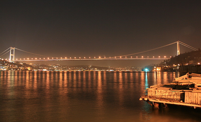 FAtih Sultan Mehmet K&ouml;pr&uuml;s&uuml;, Bosphorus