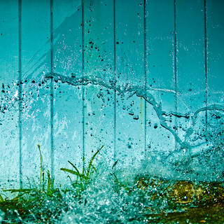 Cuba Gallery: Water / wall / water / background / color / blue / splash / rain / spray / water droplets / texture / photography