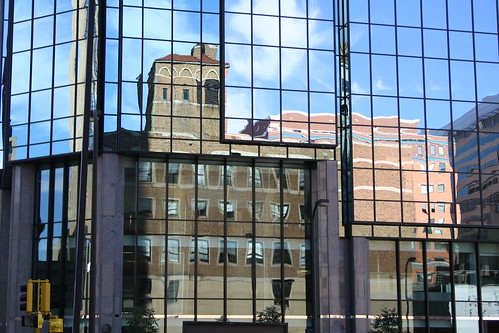 reflection off the at&t tower
