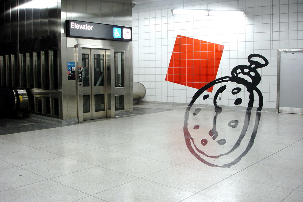 Bayview Subway Station, Toronto