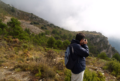 Pau fotografiando la Vall de Guadalest