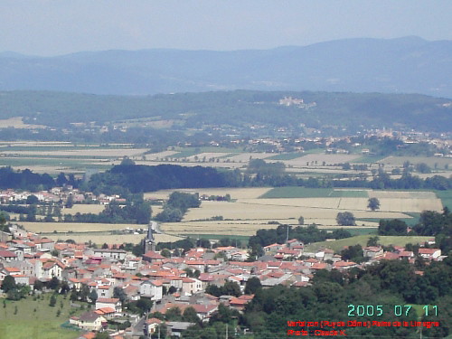 Village de Vertaizon (63-Puy de Dôme) Plaine de la Limagne