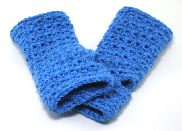 Knit Erika Knight mittens free pattern :: allaboutyou.com