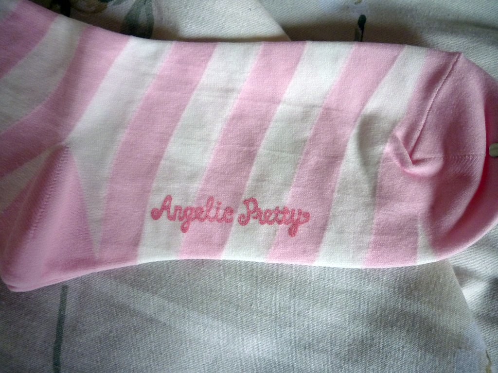 AP Candy Border socks logo