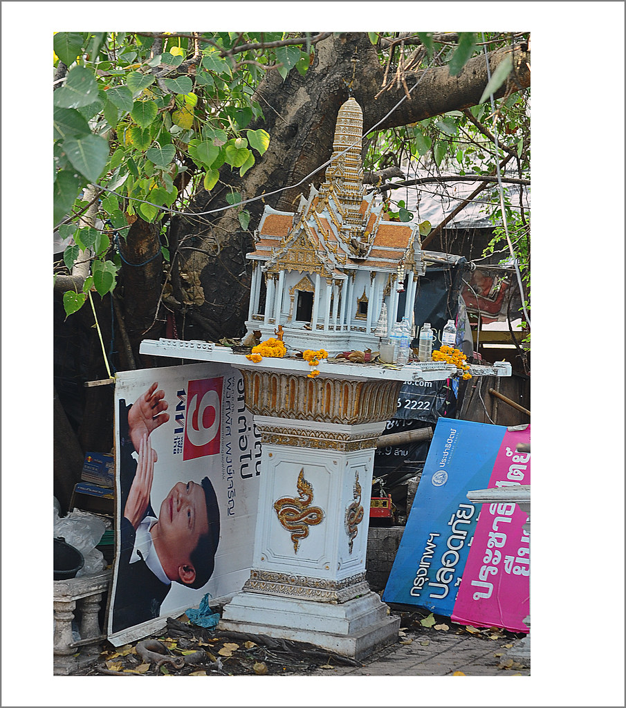 Phetchaburi Road, Bangkok. January 2014.