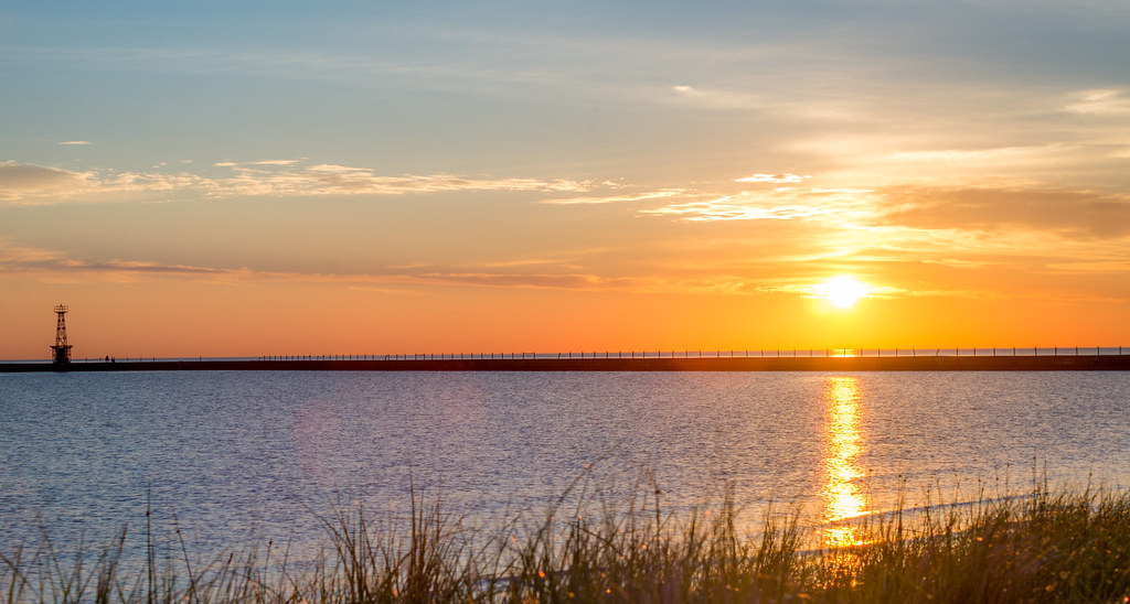 Sunrise_Montrose_Beach-5348