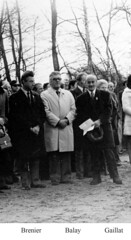 Alsace- Illwald - 1975- inauguration de la première stèle - Fonds Emile Gauthier
