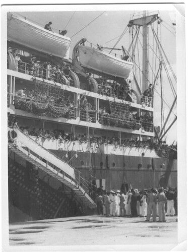 BP- Arrivée du Saggitaire à Nouméa 21 mai 1946Fonds Jean Tranape
