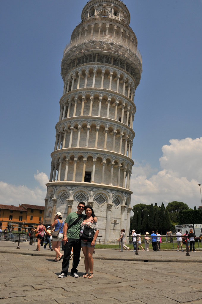 LEANING TOWER OF PISSA