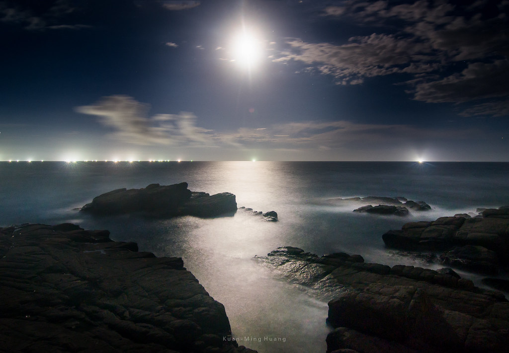 Moonlight Sea