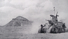 1942 - El Alamein - Char m3 stuartdevant l'Himeimat