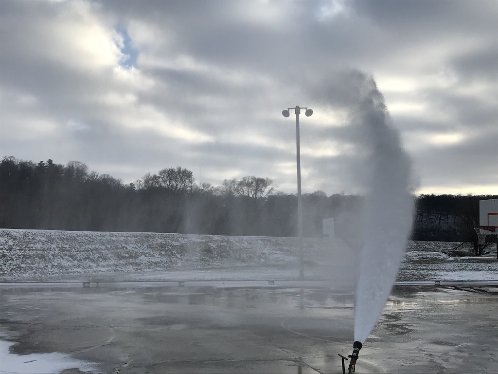 06-Dec Skating Rink