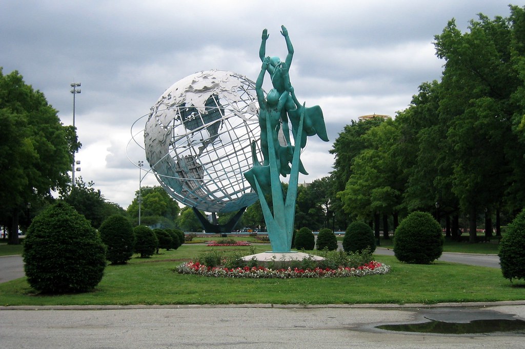 NYC - Queens - Flushing: Flushing Meadows-Corona Park - Unisphere and Freedom of the Human Spirit