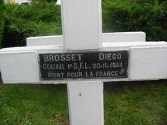 Franche Comté- Rougemont - Tombe du général  Brosset - Crédit photo : Alain Jacquot Boileau