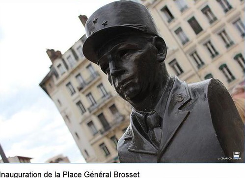 Buste du général Brosset Place général Brosset à Lyon