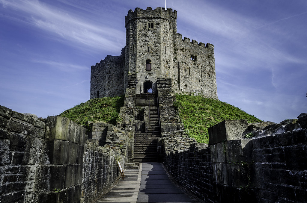 the norman keep,cardiff castle