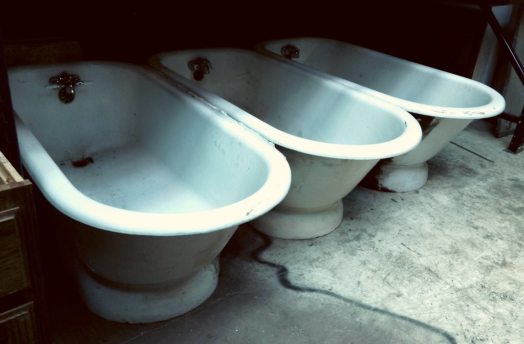 Pedestal tubs!