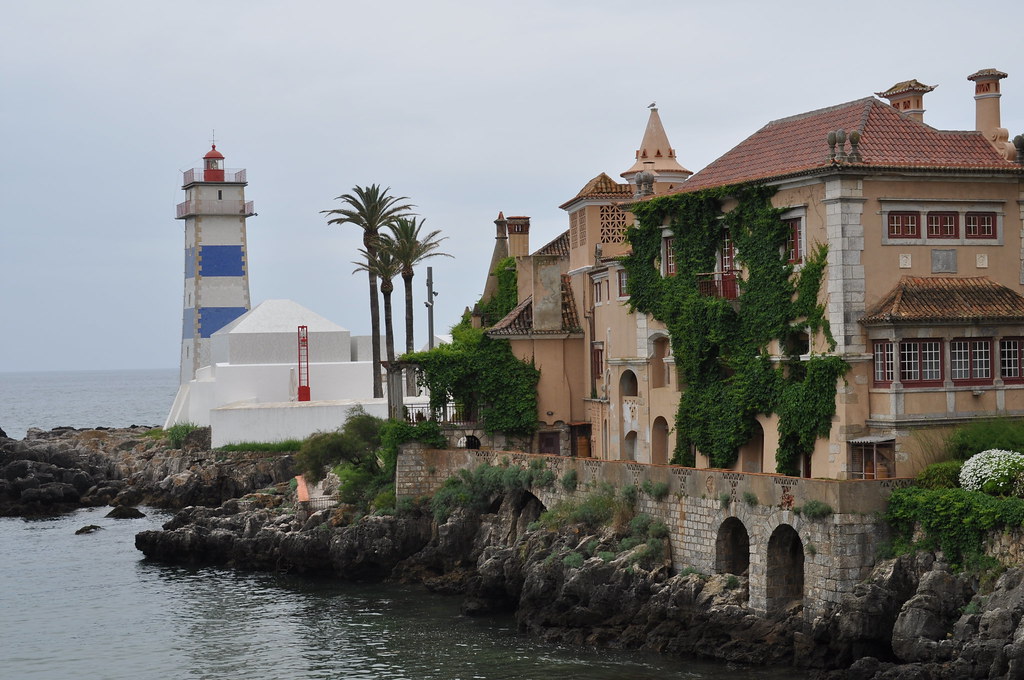 Farol de Santa Marta, Cascais, Portugal
