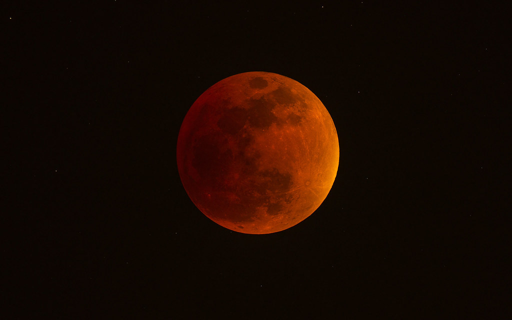 Supermoon In Total Eclipse