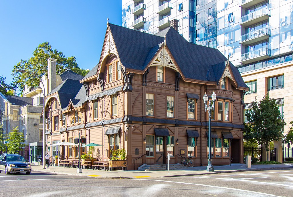 Ladd Carriage House