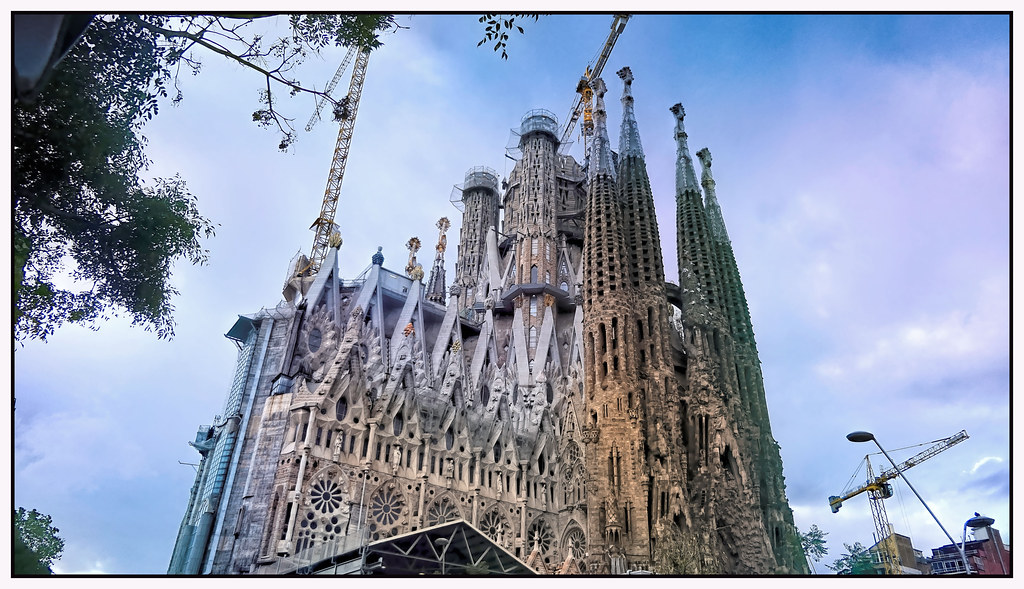 LA SAGRADA FAMILIA (3), BARCELONA, SPAIN