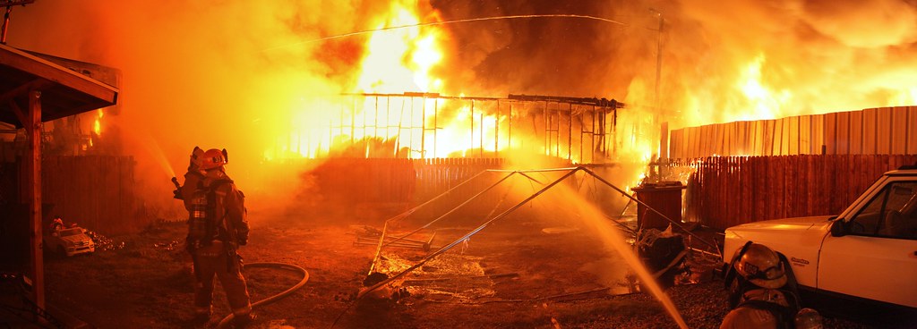 LAFD Assist LACoFD At Greater Alarm Commercial Fire