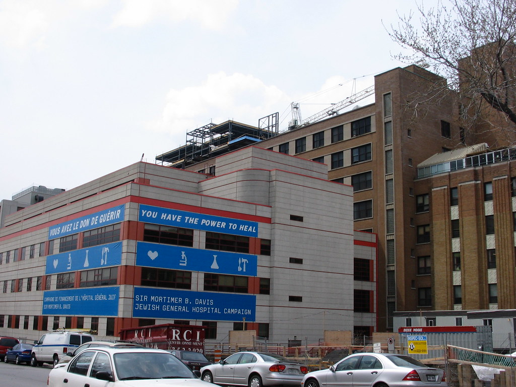 H&ocirc;pital Juif en travaux