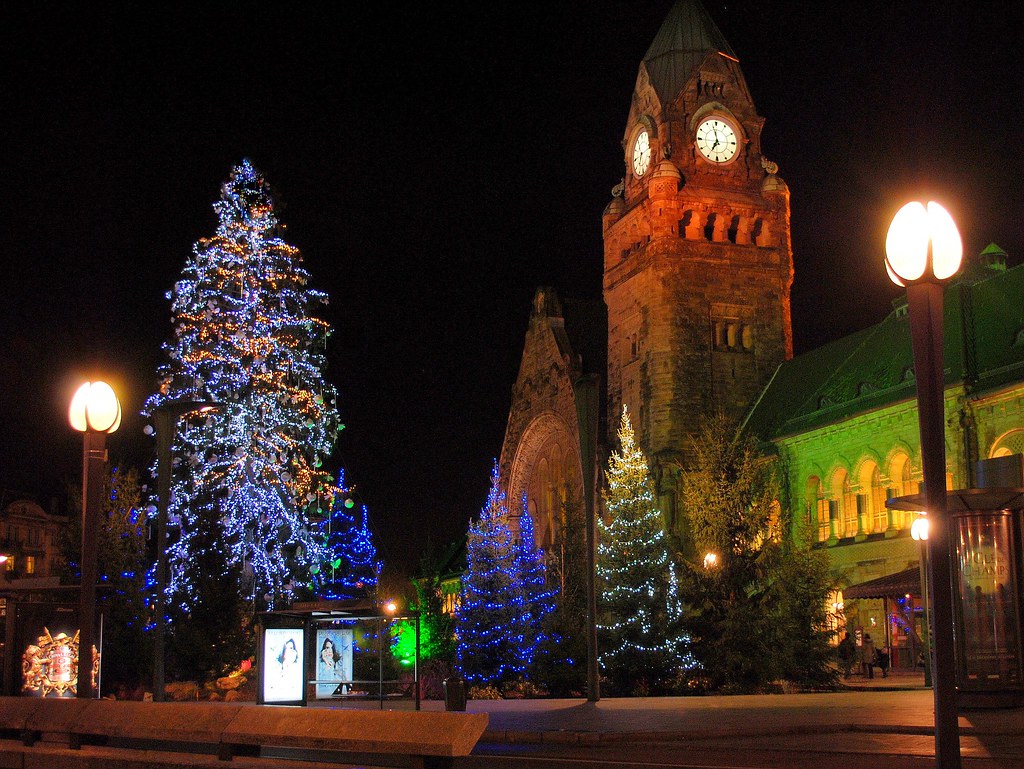 Christmas time - ( explored )