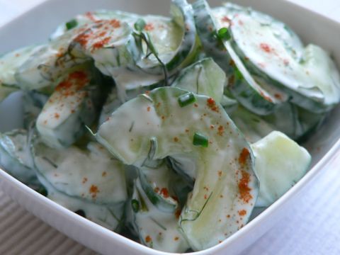 Cucumber salad with soured cream & dill