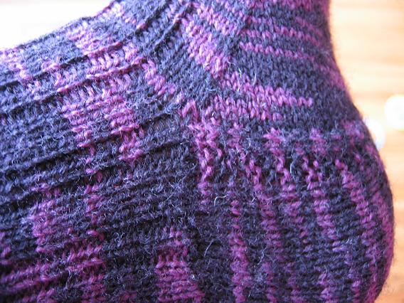 Joybilee Farm: Opal Socks for pleasure knitting