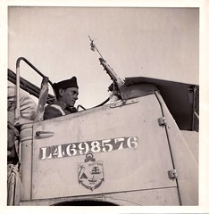 1942- Libye- Véhicule portant l'insigne du Bataillon du Pacifique - Col. Blandine Bongrand Saint Hillie