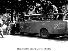 BM 4- Chambarand -1944 15 Septembre - Car des chambarand à Lyon - Fonds Emile Gauthier