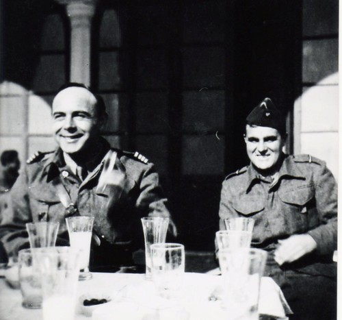 BM2 - 1941 déc - Henri Amiel  et  André Wellard  à Lattaquié - Fonds Amiel