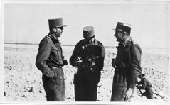 De Larminat - 1942 - Gal Koenig , Gal de Larminat et Col Amilakvari - fortin- col. Blandine Bongrand Saint Hillier