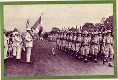 13 DBLE- 1940- La Légion défile a Yaoundé